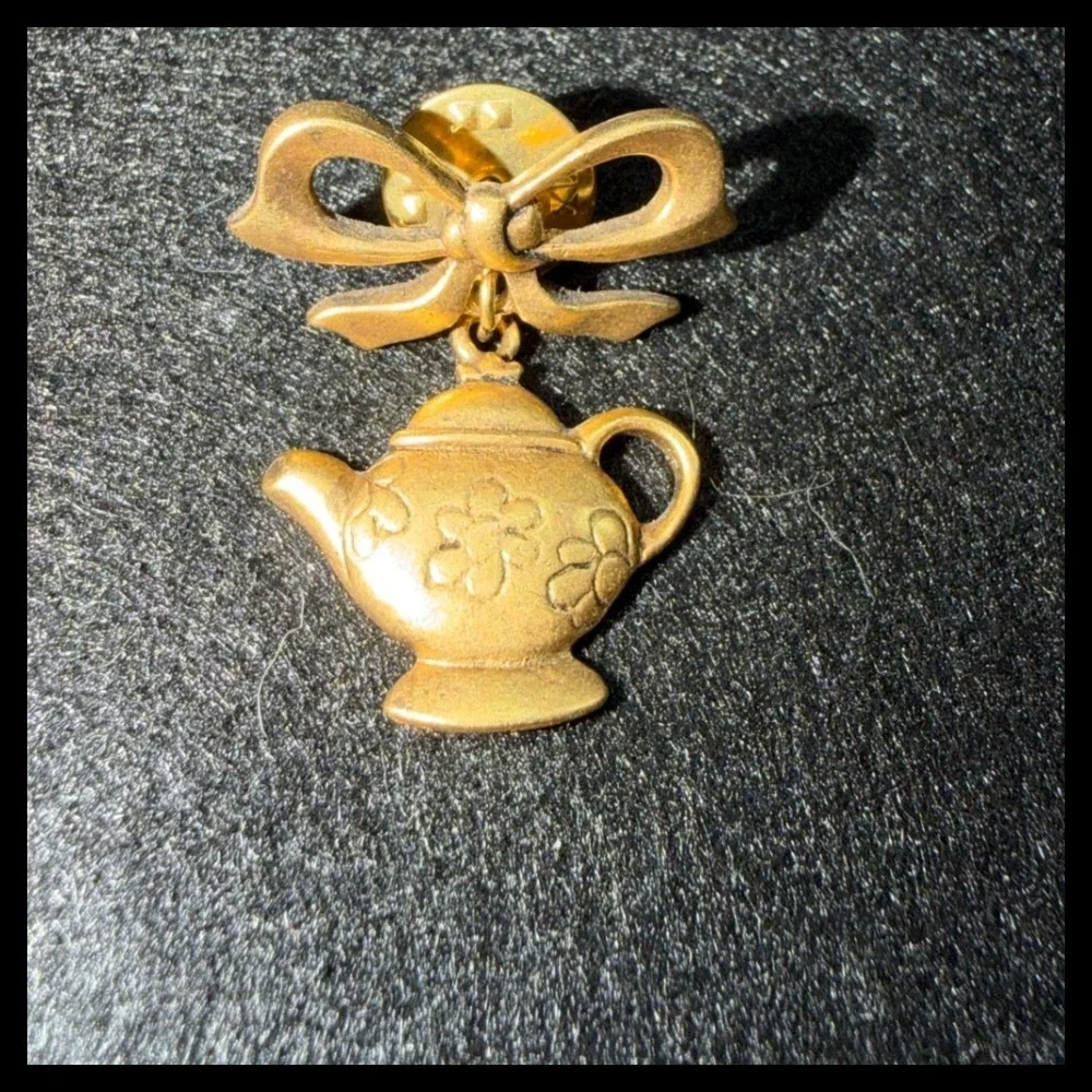 Monarch Creations Teapot Pin Womens Small Gold Bow Dangle Mother Gift